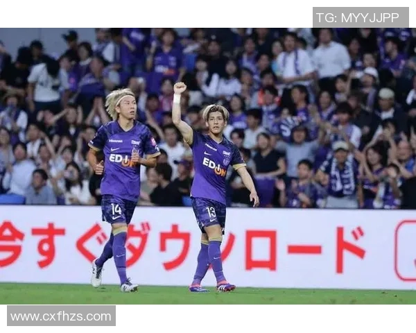 广岛三箭与鹿岛鹿角的激烈对决揭示日本足球的魅力与竞争力